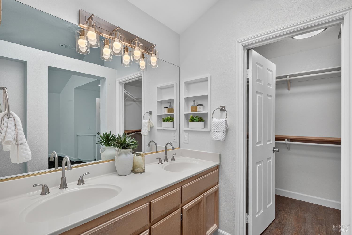 105 Victoria Court Dixon CA 95620