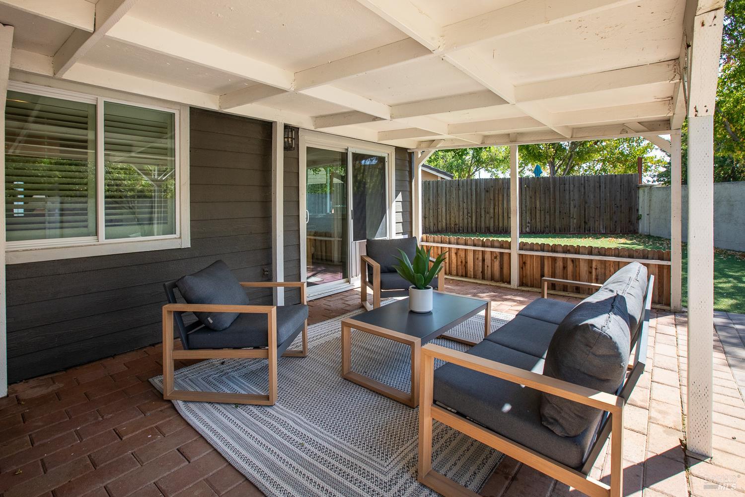 105 Victoria Court Dixon CA 95620