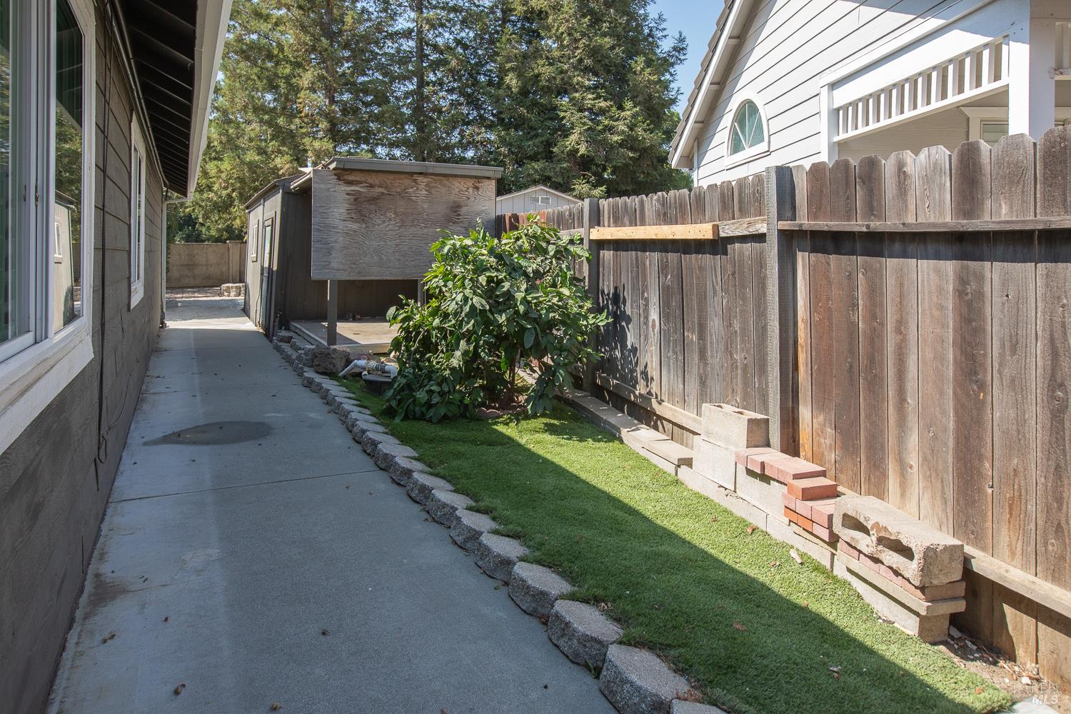 105 Victoria Court Dixon CA 95620