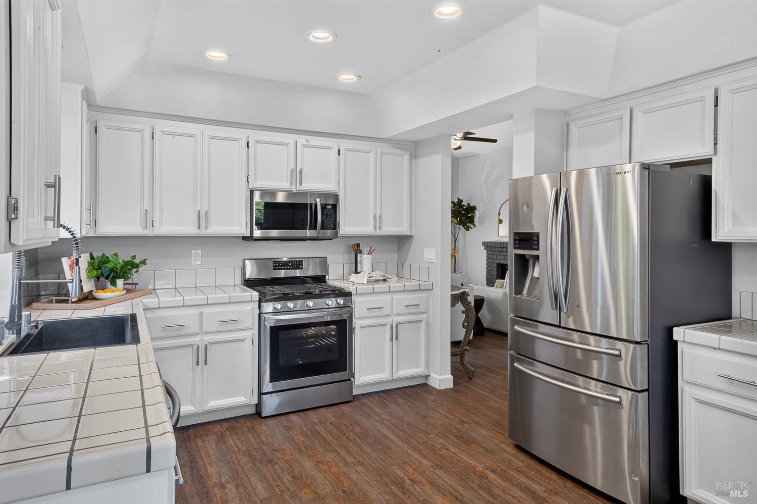 105 Victoria Court Dixon CA 95620