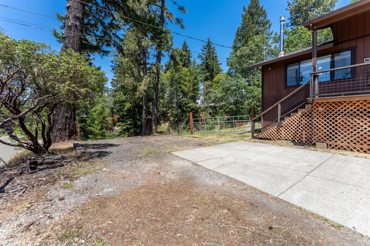 1618 Daphne Drive Willits CA 95490