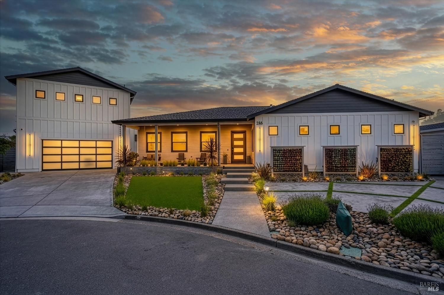 256 N Dover Court Santa Rosa CA 95403