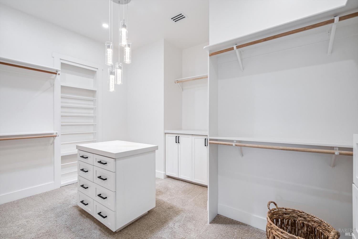 256 N Dover Court Santa Rosa CA 95403