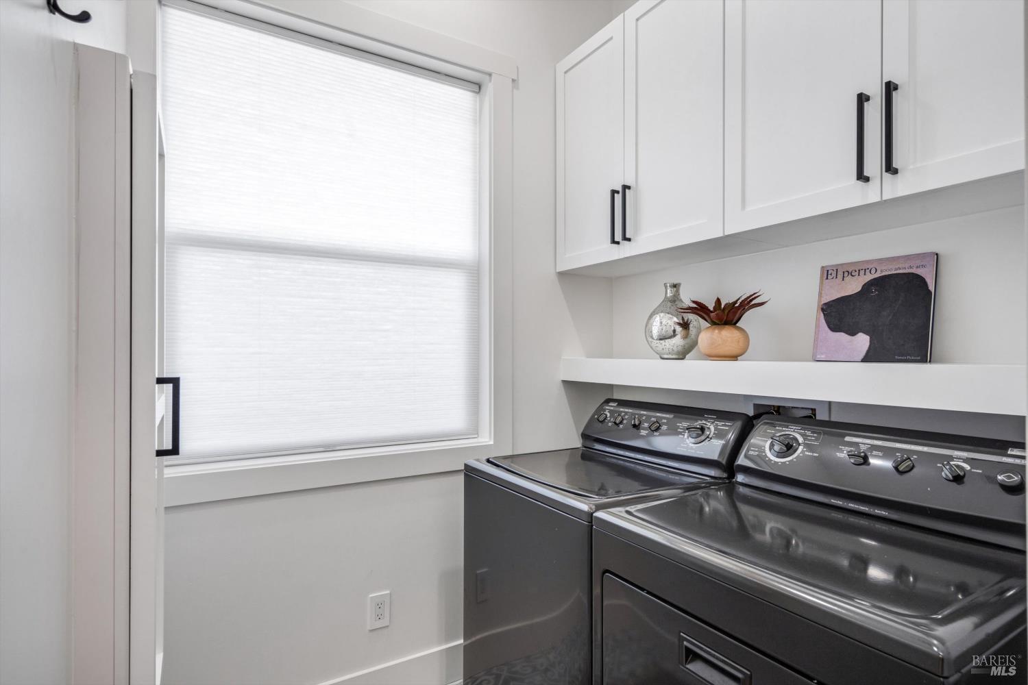 256 N Dover Court Santa Rosa CA 95403