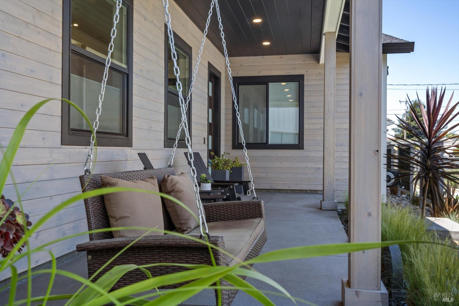 256 N Dover Court Santa Rosa CA 95403