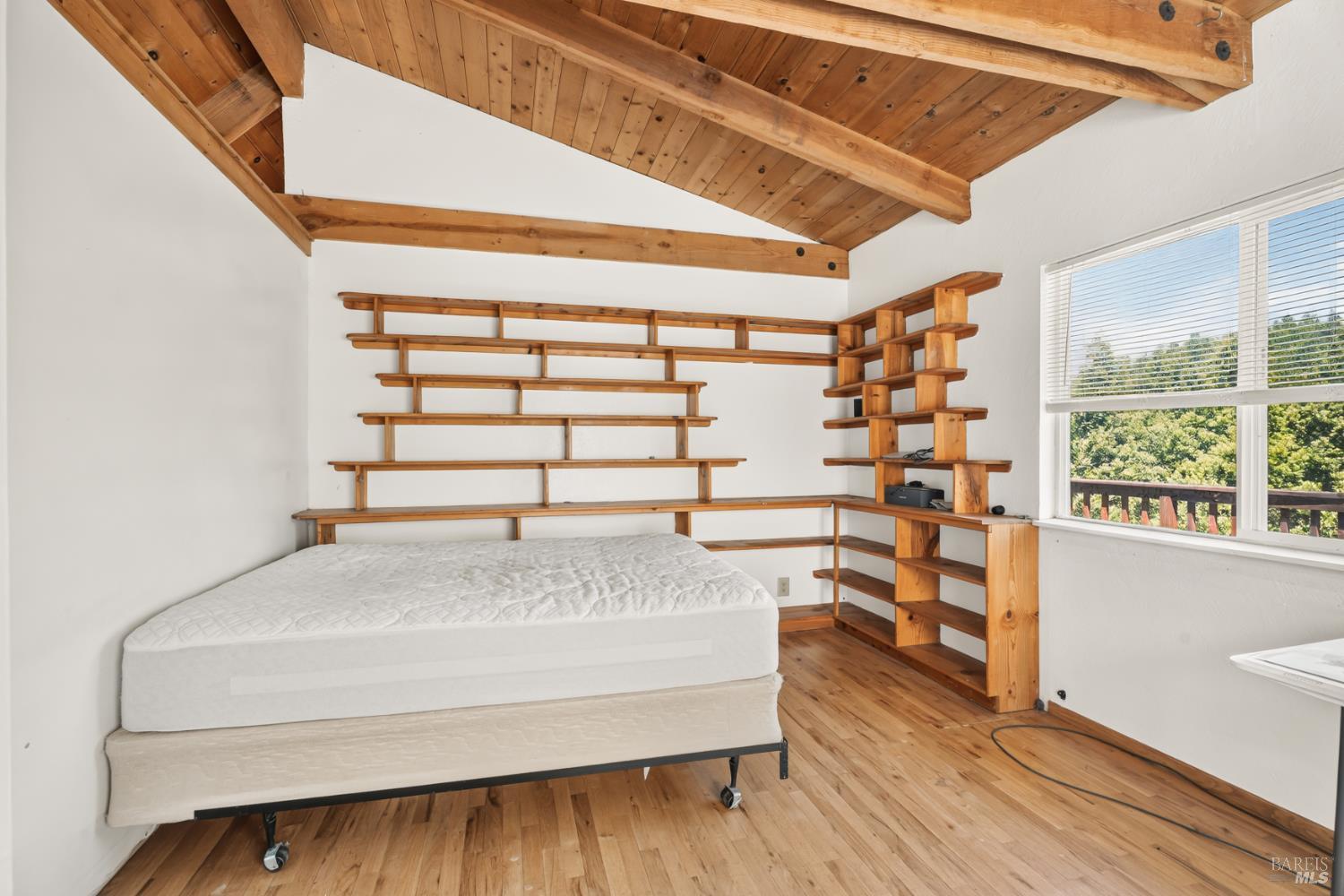 6010 Fitzhugh Road Laytonville CA 95454