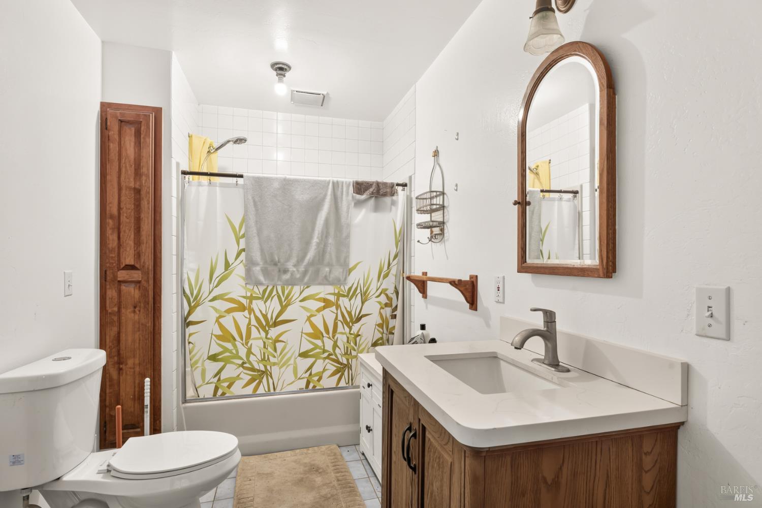 6010 Fitzhugh Road Laytonville CA 95454