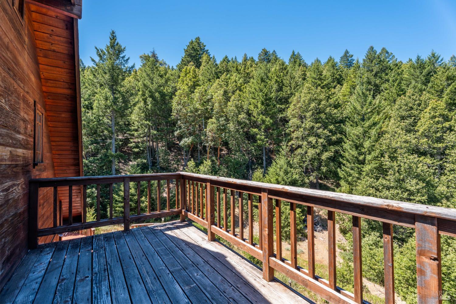 6010 Fitzhugh Road Laytonville CA 95454