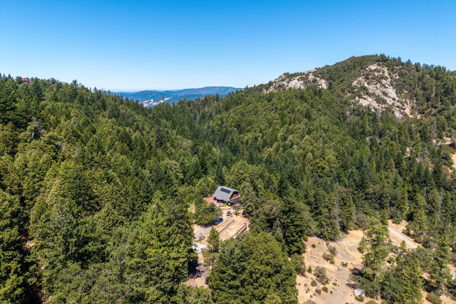 6010 Fitzhugh Road Laytonville CA 95454