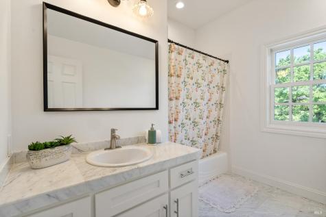 1450 Crane Canyon Road Santa Rosa CA 95404