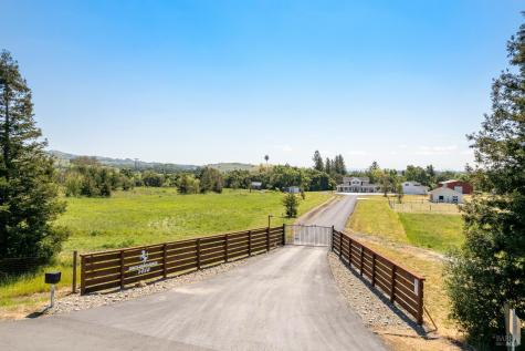 1450 Crane Canyon Road Santa Rosa CA 95404