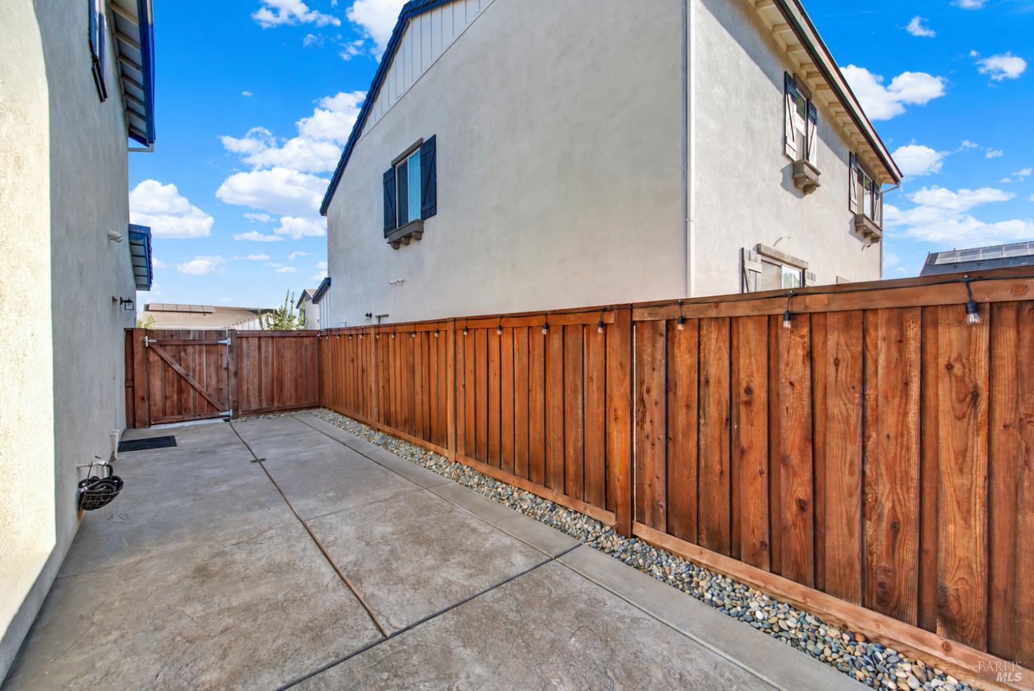 2035 Quiet Acres Lane Dixon CA 95620