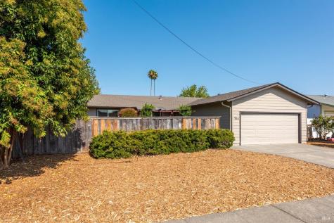 746 Bernadette Avenue Rohnert Park CA 94928