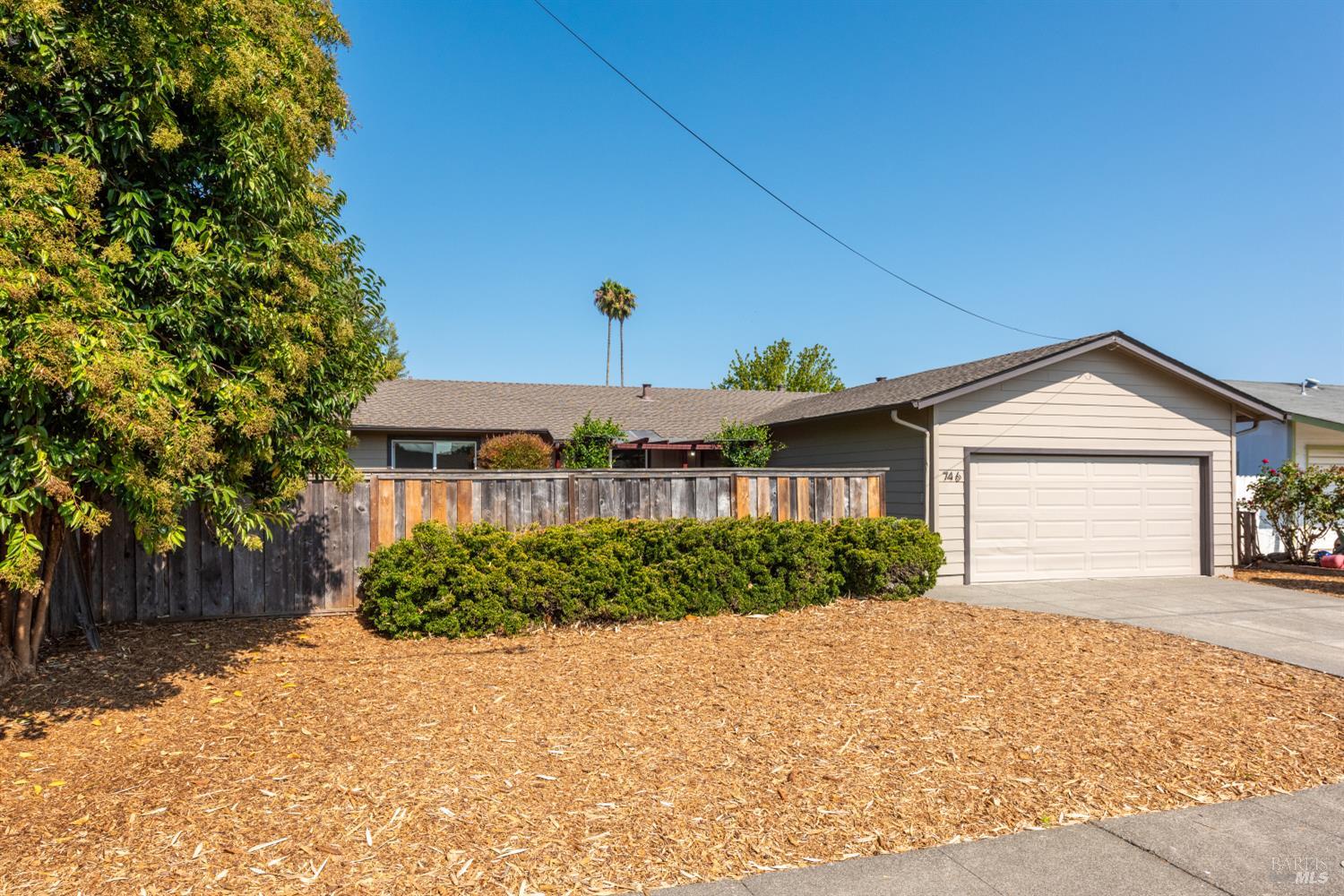 746 Bernadette Avenue Rohnert Park CA 94928