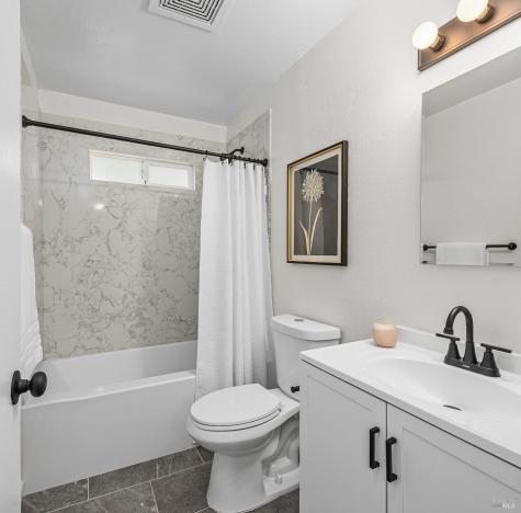 746 Bernadette Avenue Rohnert Park CA 94928