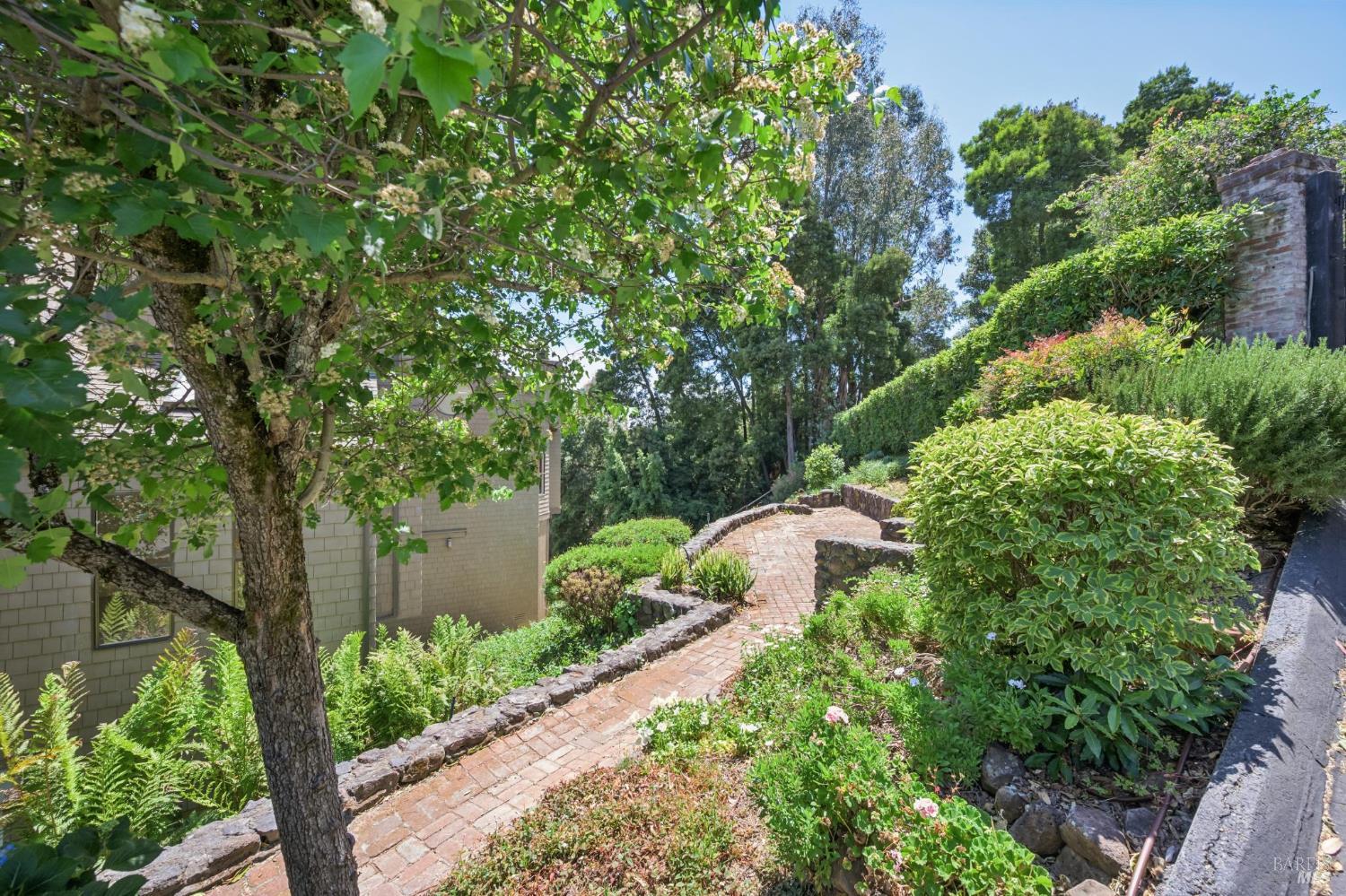 260 Highland Avenue San Rafael CA 94901