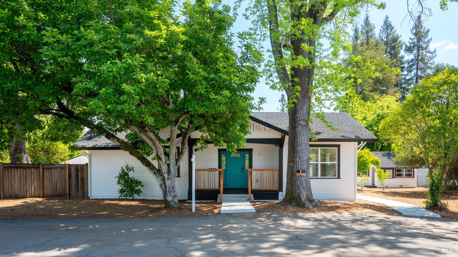 1524 Fair Oaks Court Santa Rosa CA 95404