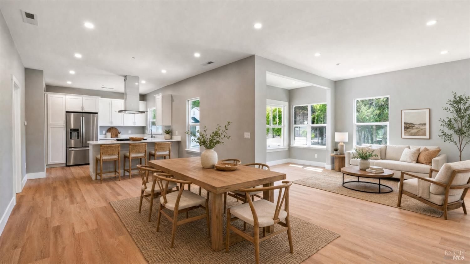 1524 Fair Oaks Court Santa Rosa CA 95404