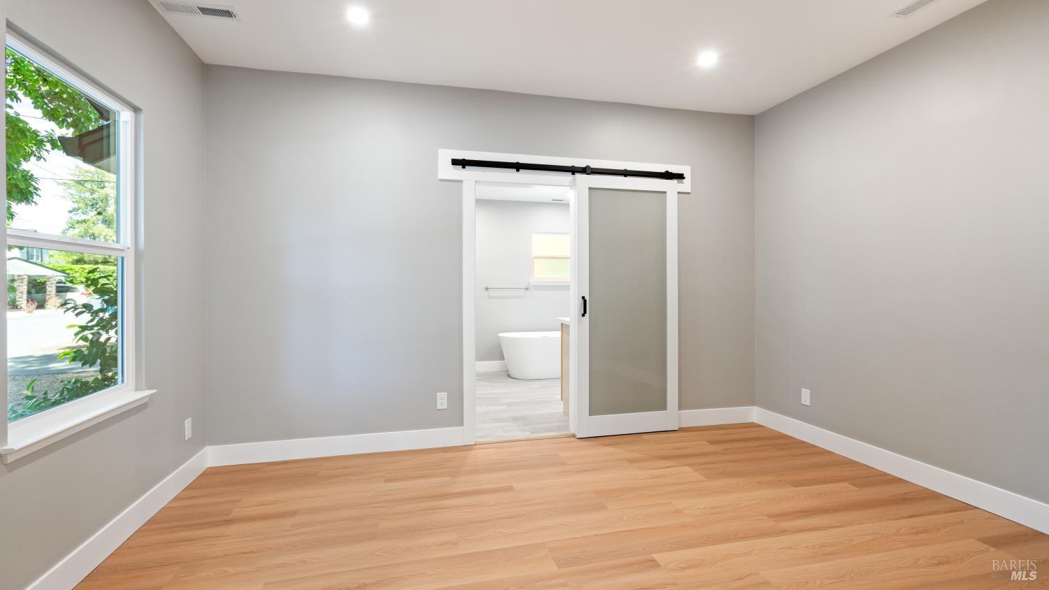 1524 Fair Oaks Court Santa Rosa CA 95404