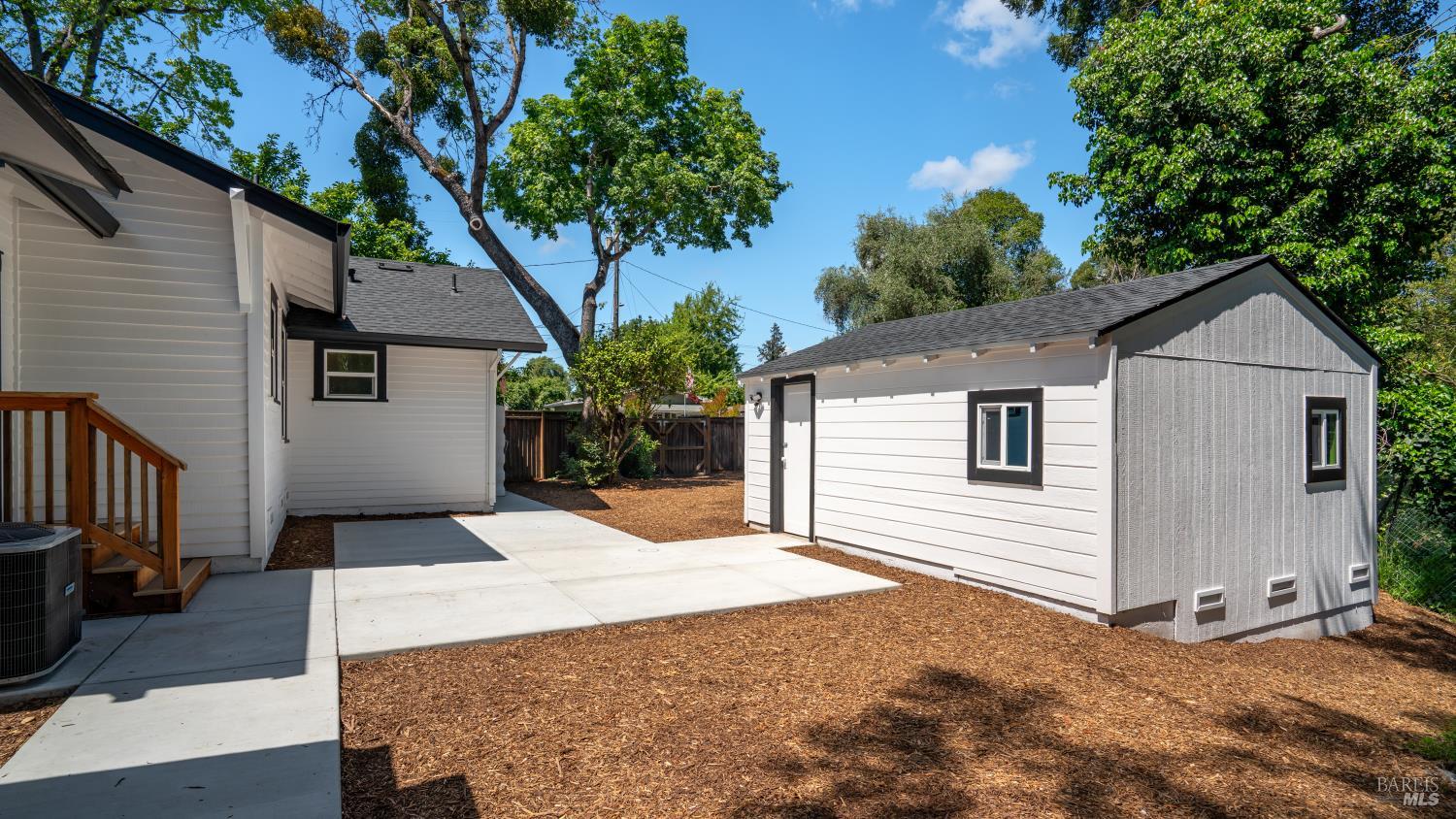 1524 Fair Oaks Court Santa Rosa CA 95404