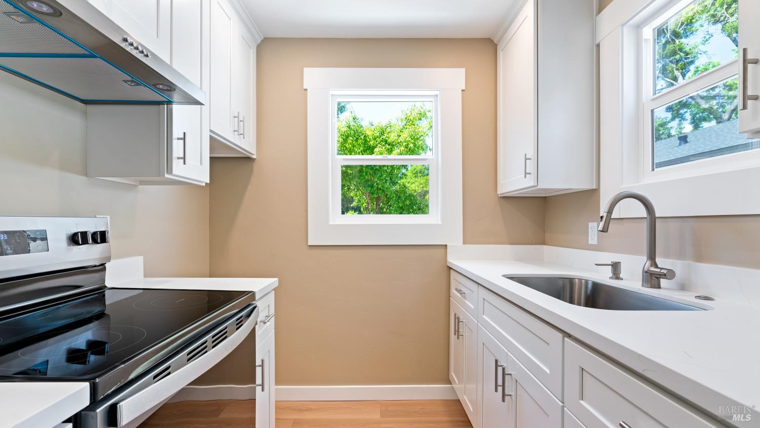 1524 Fair Oaks Court Santa Rosa CA 95404