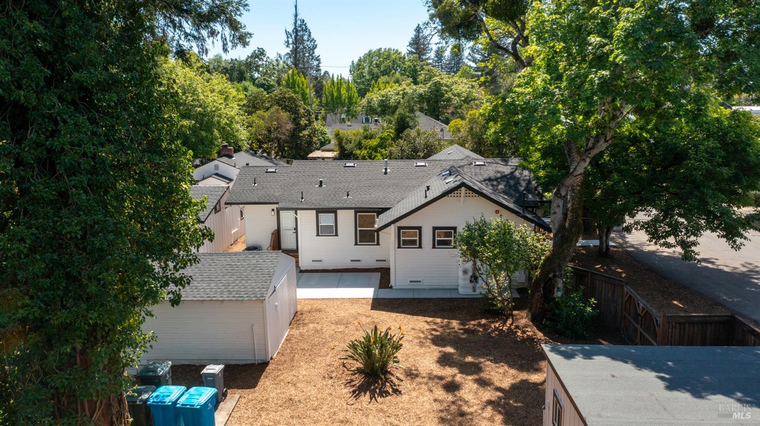 1524 Fair Oaks Court Santa Rosa CA 95404