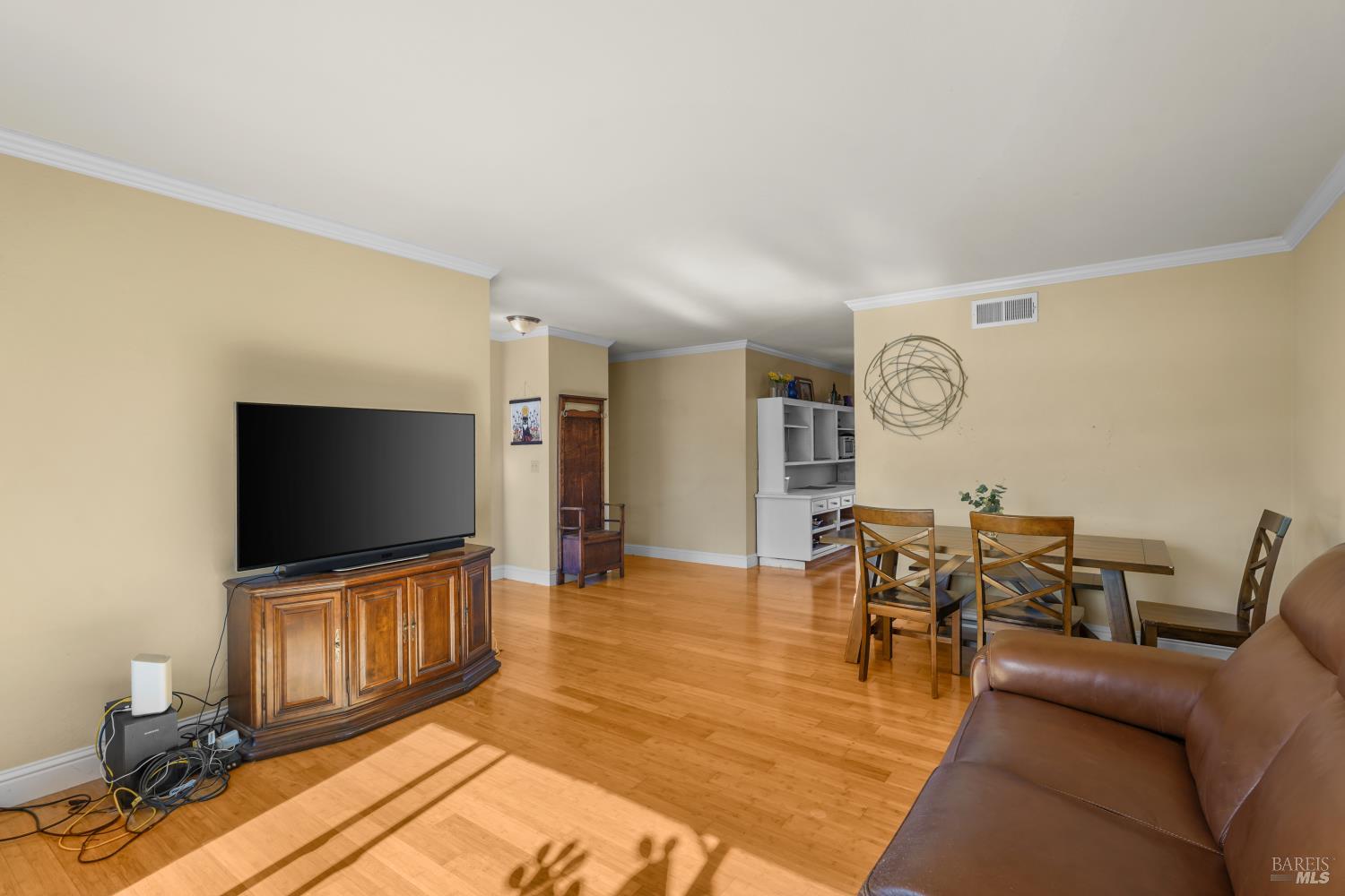 2747 Navajo Street Santa Rosa CA 95403