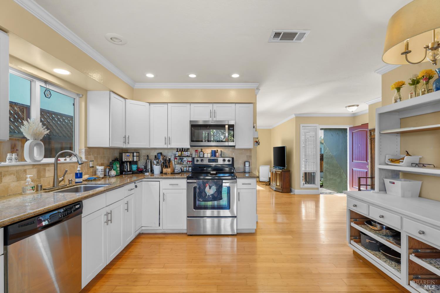 2747 Navajo Street Santa Rosa CA 95403