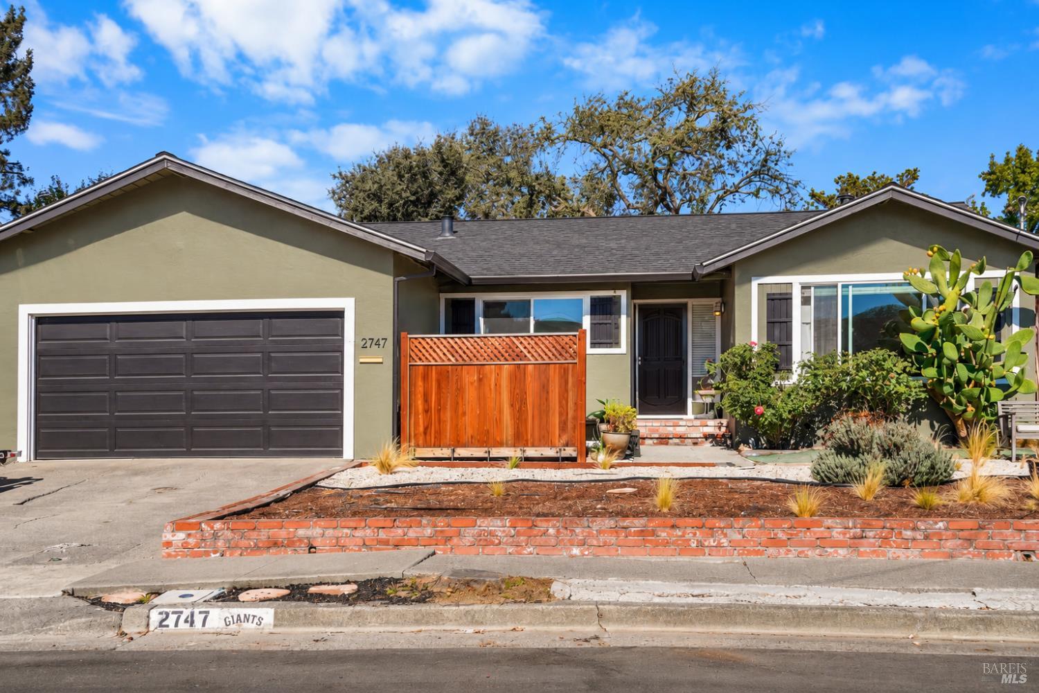 2747 Navajo Street Santa Rosa CA 95403