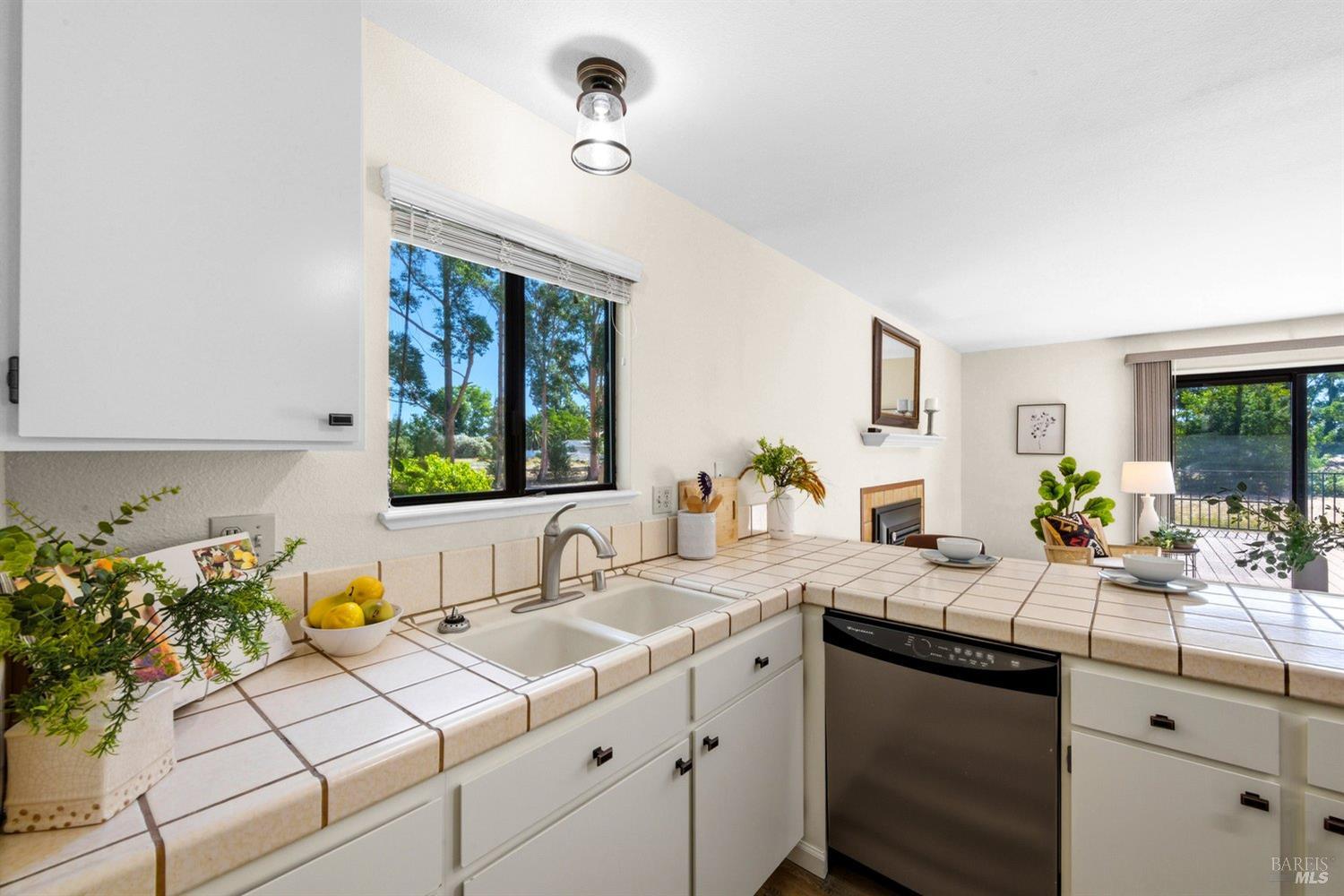 7936 Maverick Lane Vacaville CA 95688