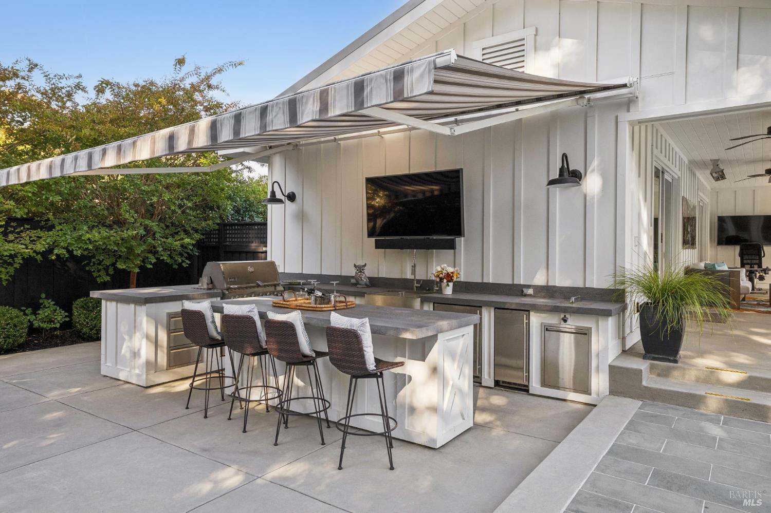 75 Fairway Drive Novato CA 94949