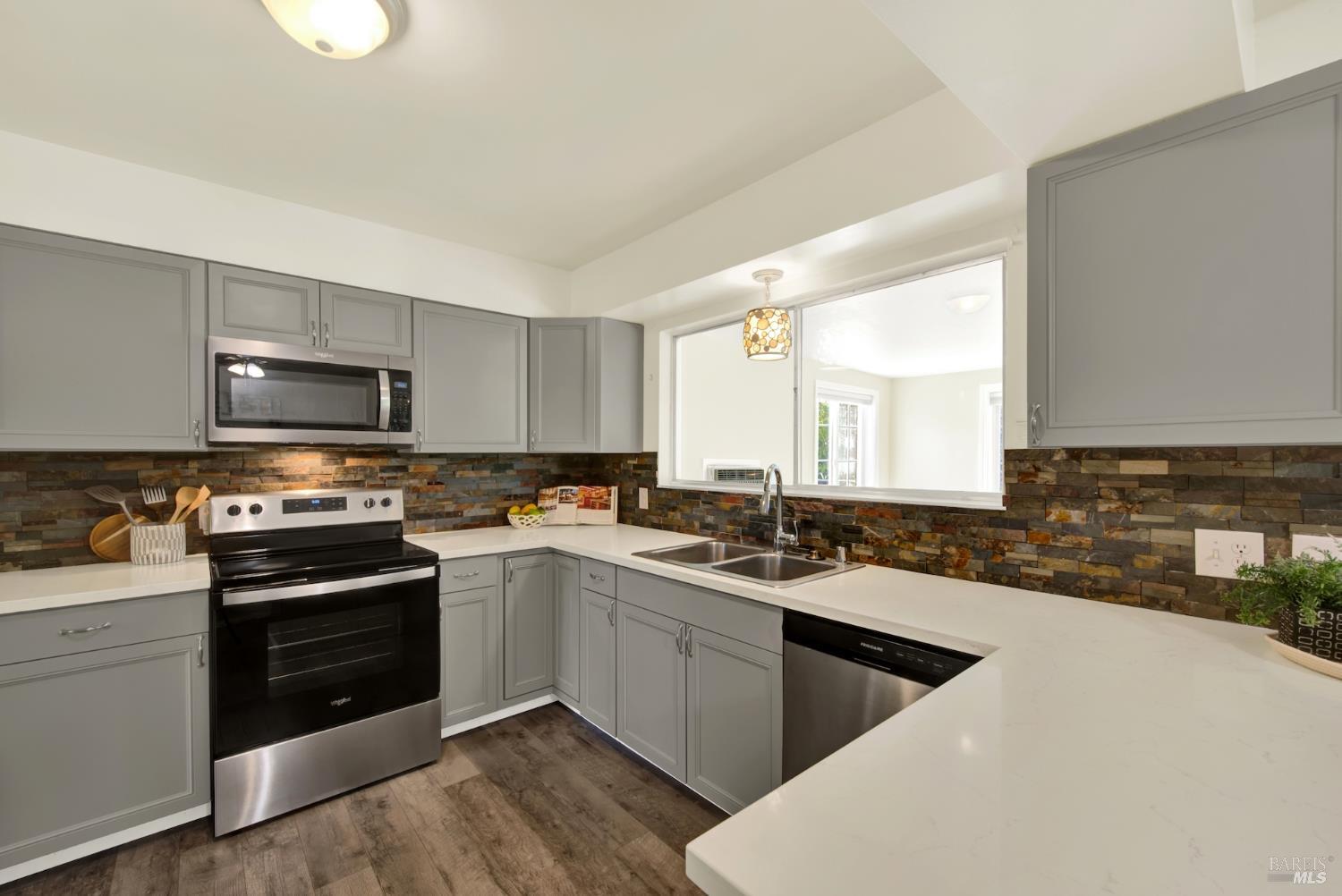 124 Mckinley Circle Vacaville CA 95687