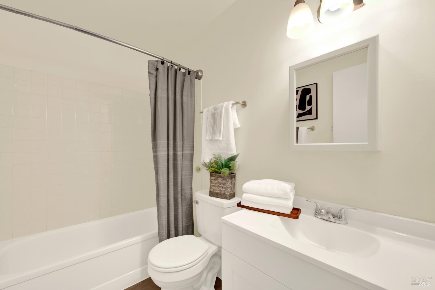 124 Mckinley Circle Vacaville CA 95687