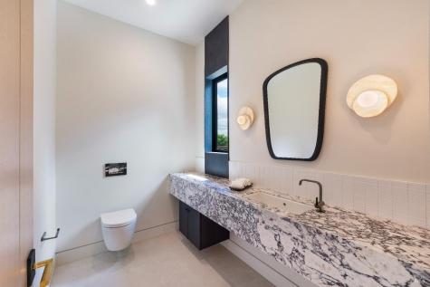 983 Grove Street Healdsburg CA 95448