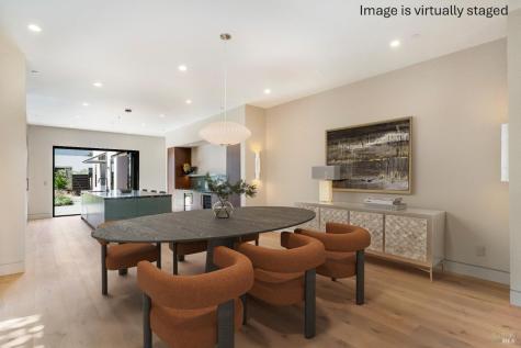 983 Grove Street Healdsburg CA 95448