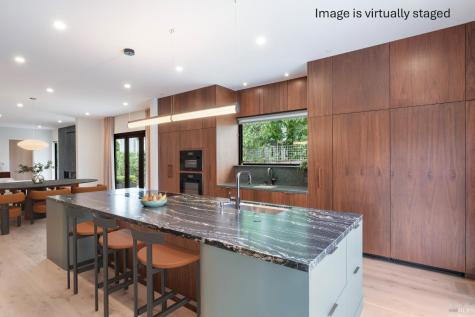 983 Grove Street Healdsburg CA 95448