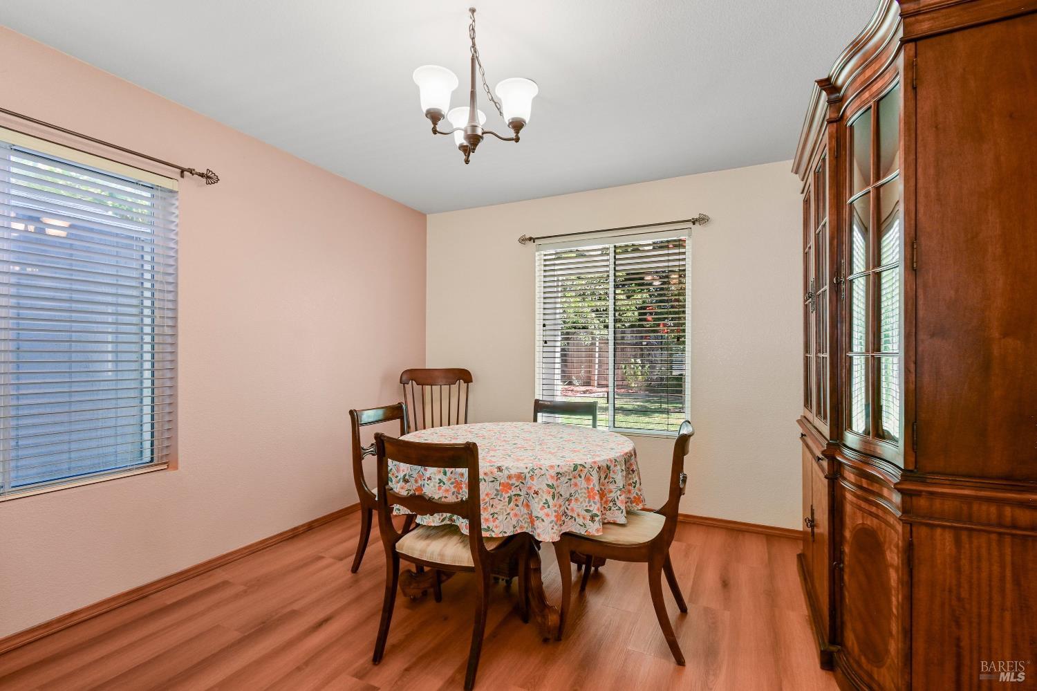 1025 Cinnabar Way Vacaville CA 95687