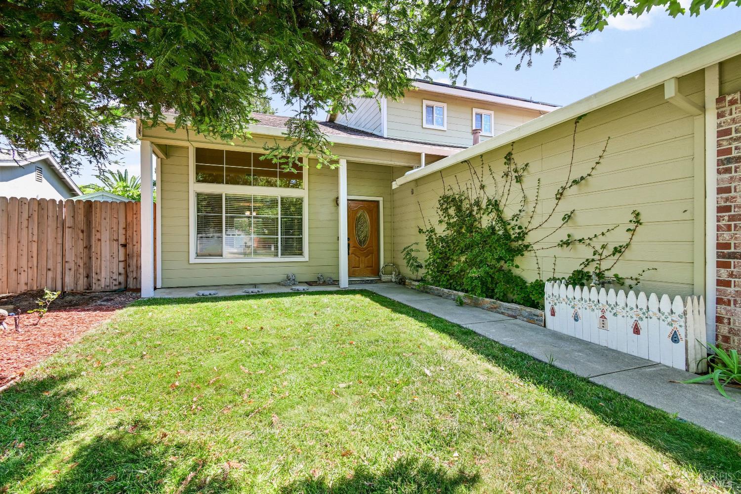 1025 Cinnabar Way Vacaville CA 95687