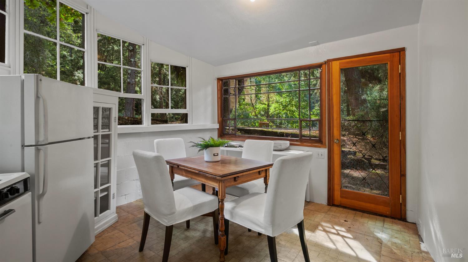 469 Corona Avenue Lagunitas CA 94938