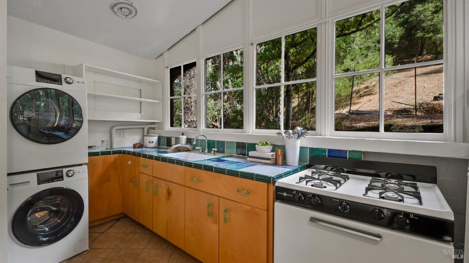 469 Corona Avenue Lagunitas CA 94938