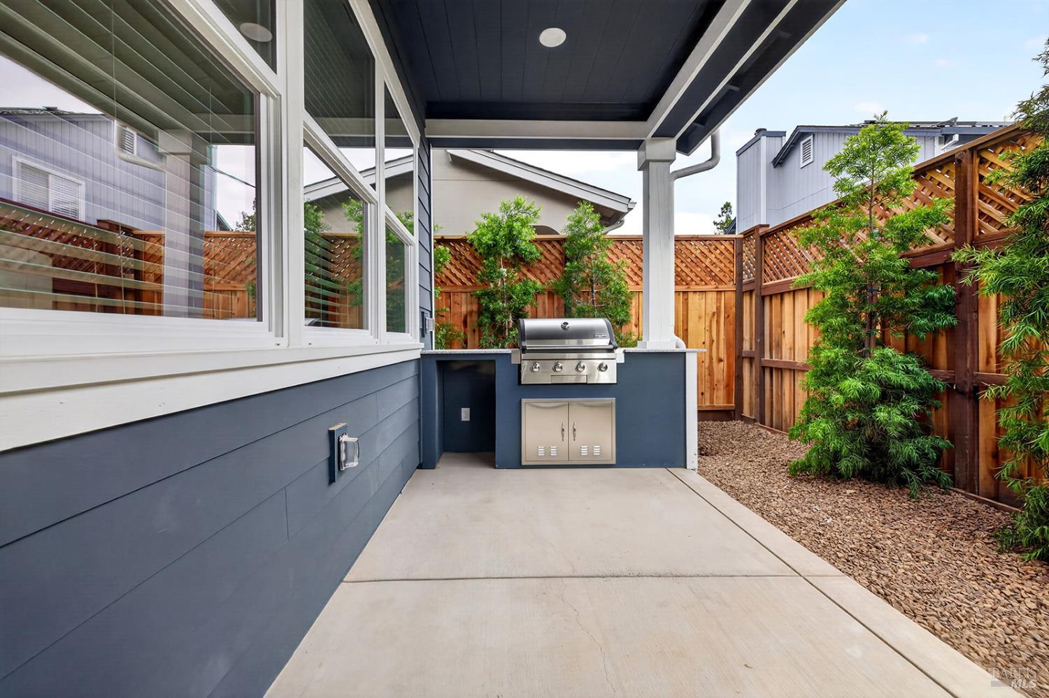 357 Cornell Street Windsor CA 9549