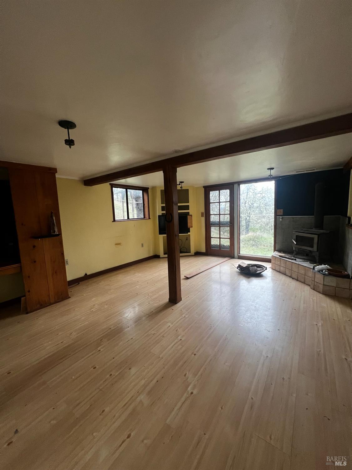 23040 Poonkinney Road Covelo CA 95428