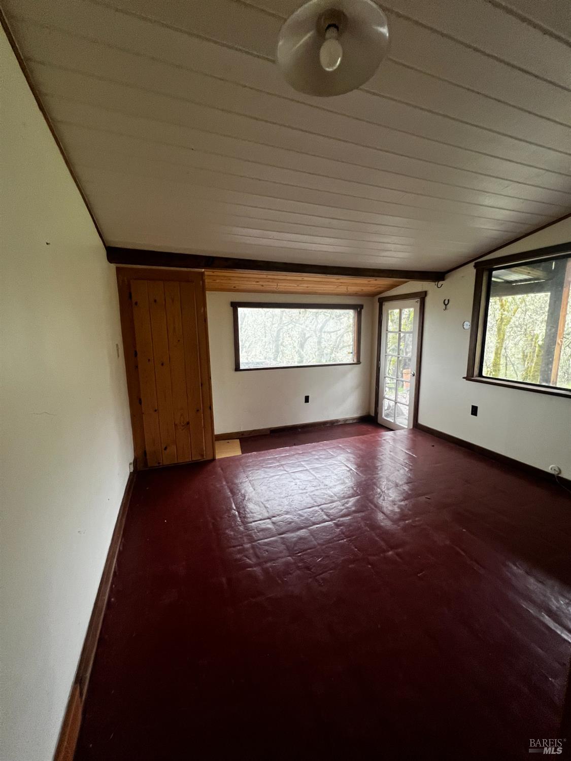 23040 Poonkinney Road Covelo CA 95428