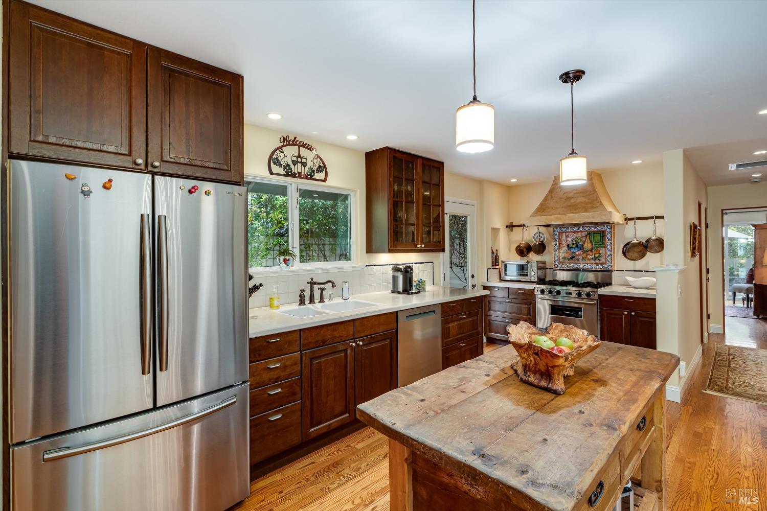 375 Las Casitas Court Sonoma CA 95476