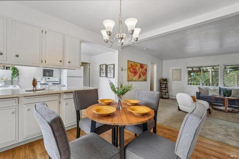 8176 Grape Avenue Forestville CA 95436
