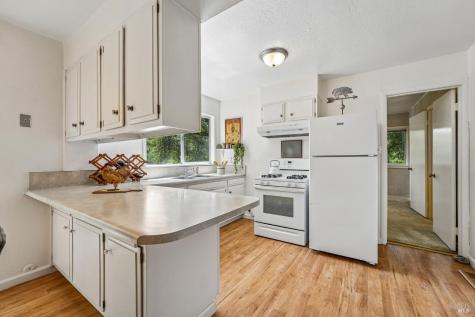 8176 Grape Avenue Forestville CA 95436