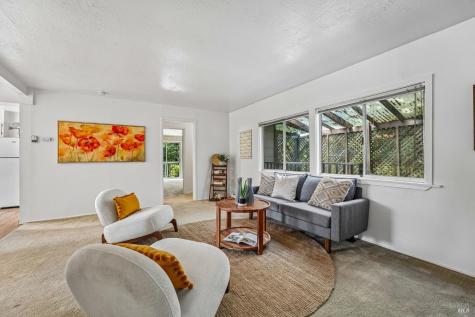 8176 Grape Avenue Forestville CA 95436