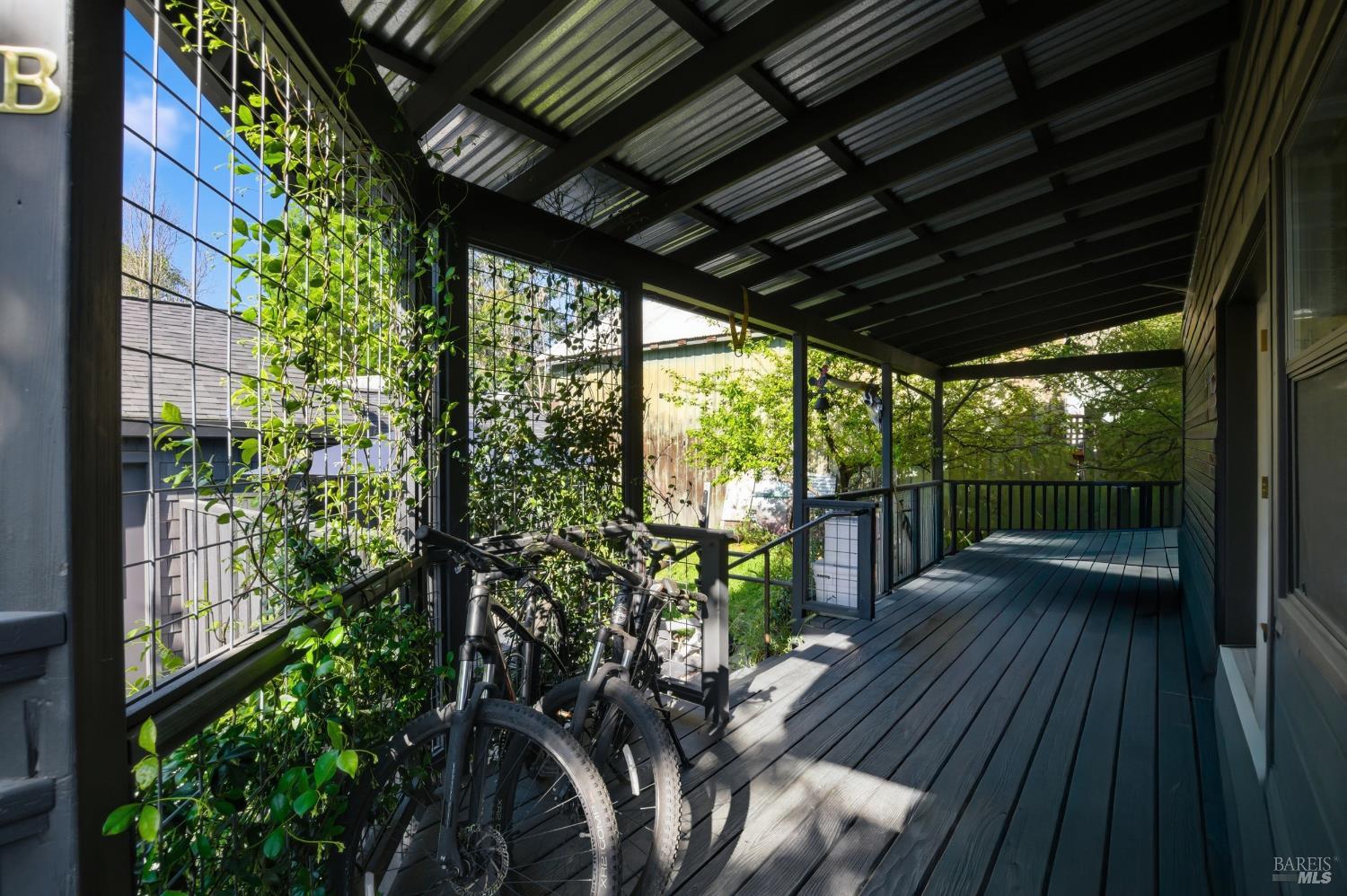1433 Oak Avenue St. Helena CA 94574