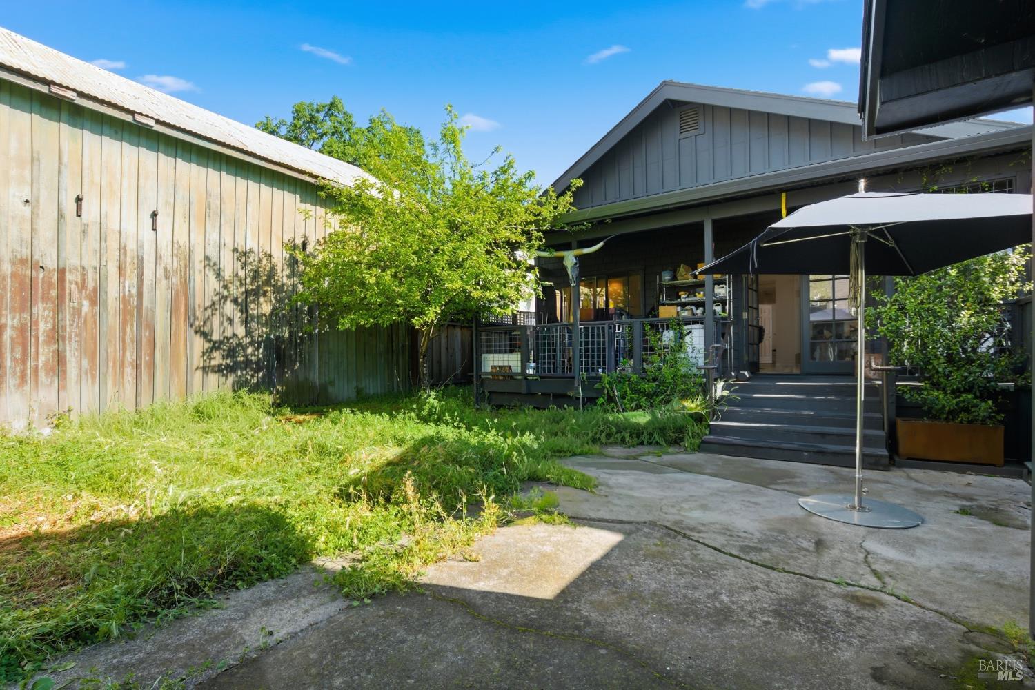 1433 Oak Avenue St. Helena CA 94574