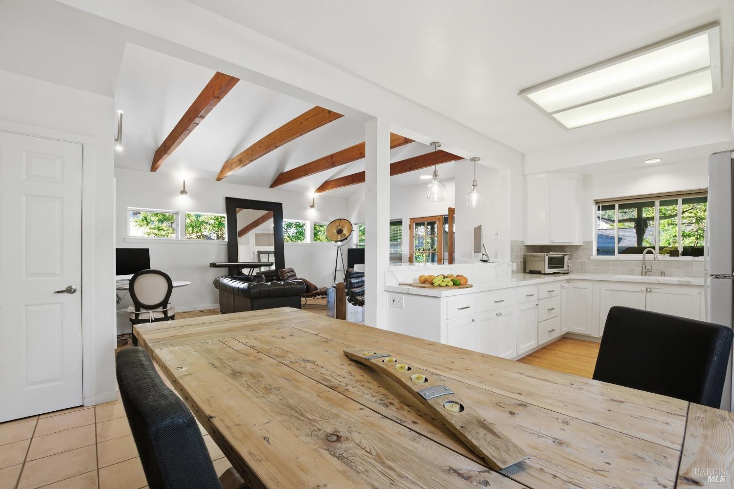 1433 Oak Avenue St. Helena CA 94574